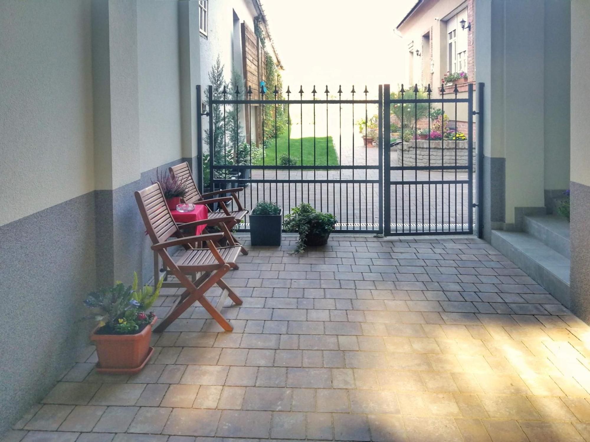 M37 Apartman Дебрецен Екстериор снимка