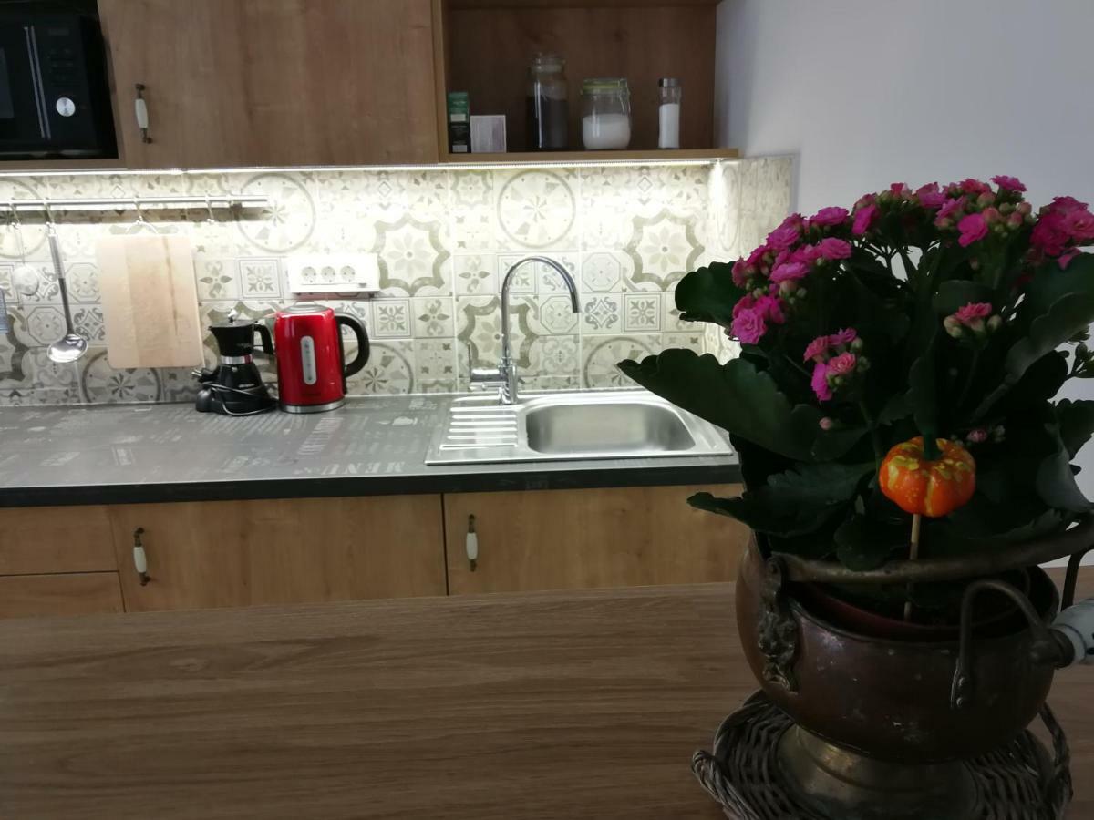 M37 Apartman Дебрецен Екстериор снимка